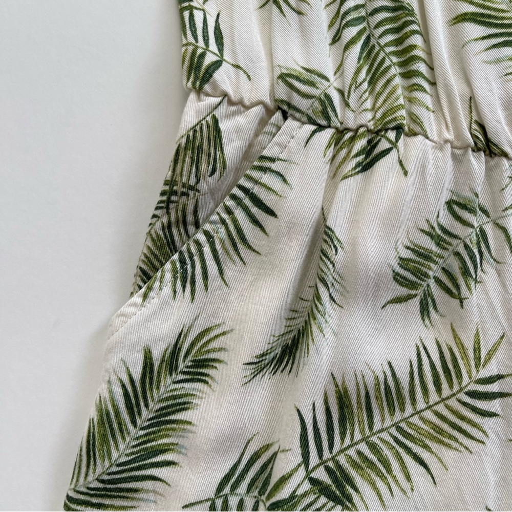 Patterned Jumpsuit Size: 6-7 - Picture 6 of 9